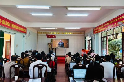 Trường THPT DTNT N’Trang Lơng tiên phong thực hiện Nghị quyết của Bộ Chính trị: Đồng lòng đổi mới vì chất lượng giáo dục và hội nhập bền vững